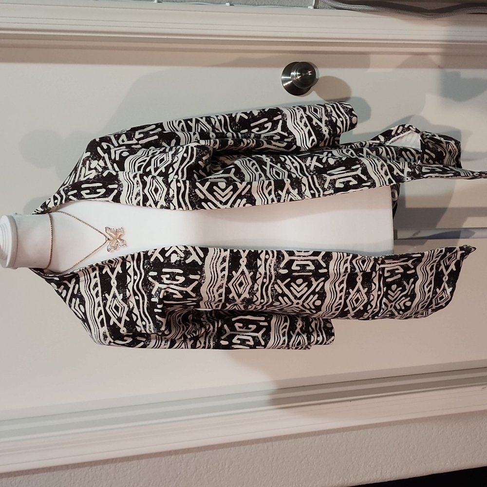 Lightweight business jacket with 2 front pockets